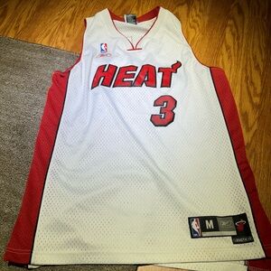 Dewayne Wade Authentic NBA jersey size Medium          Bx10